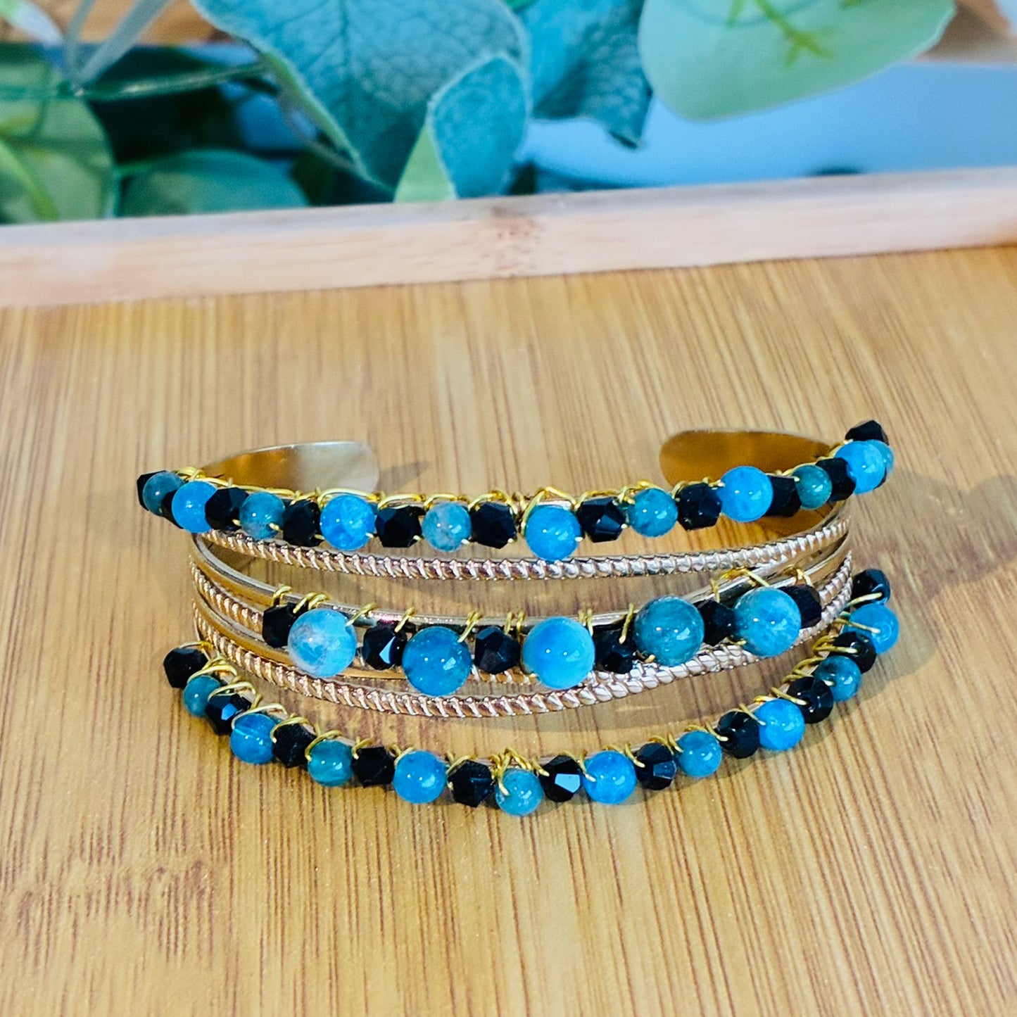 Jonc multi-rangs doré bleu