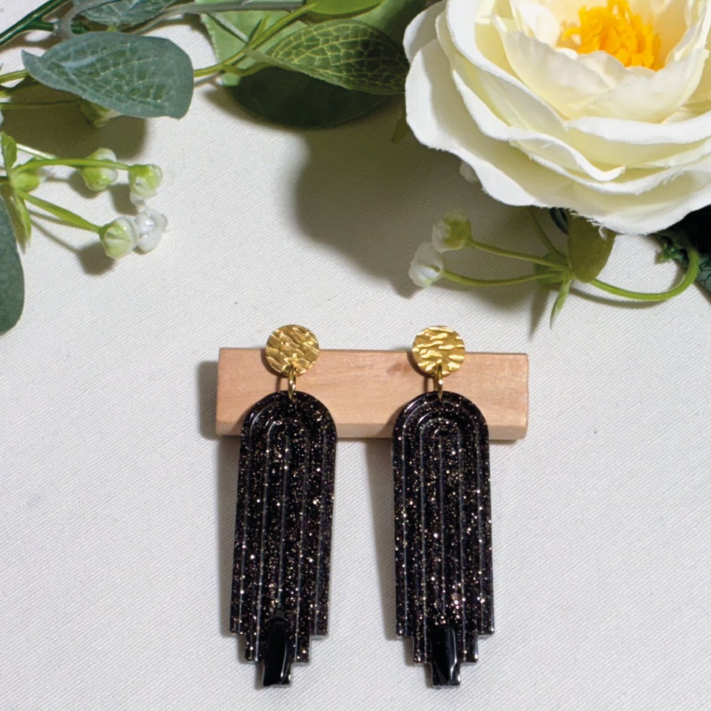 Boucles d'oreilles art déco noire