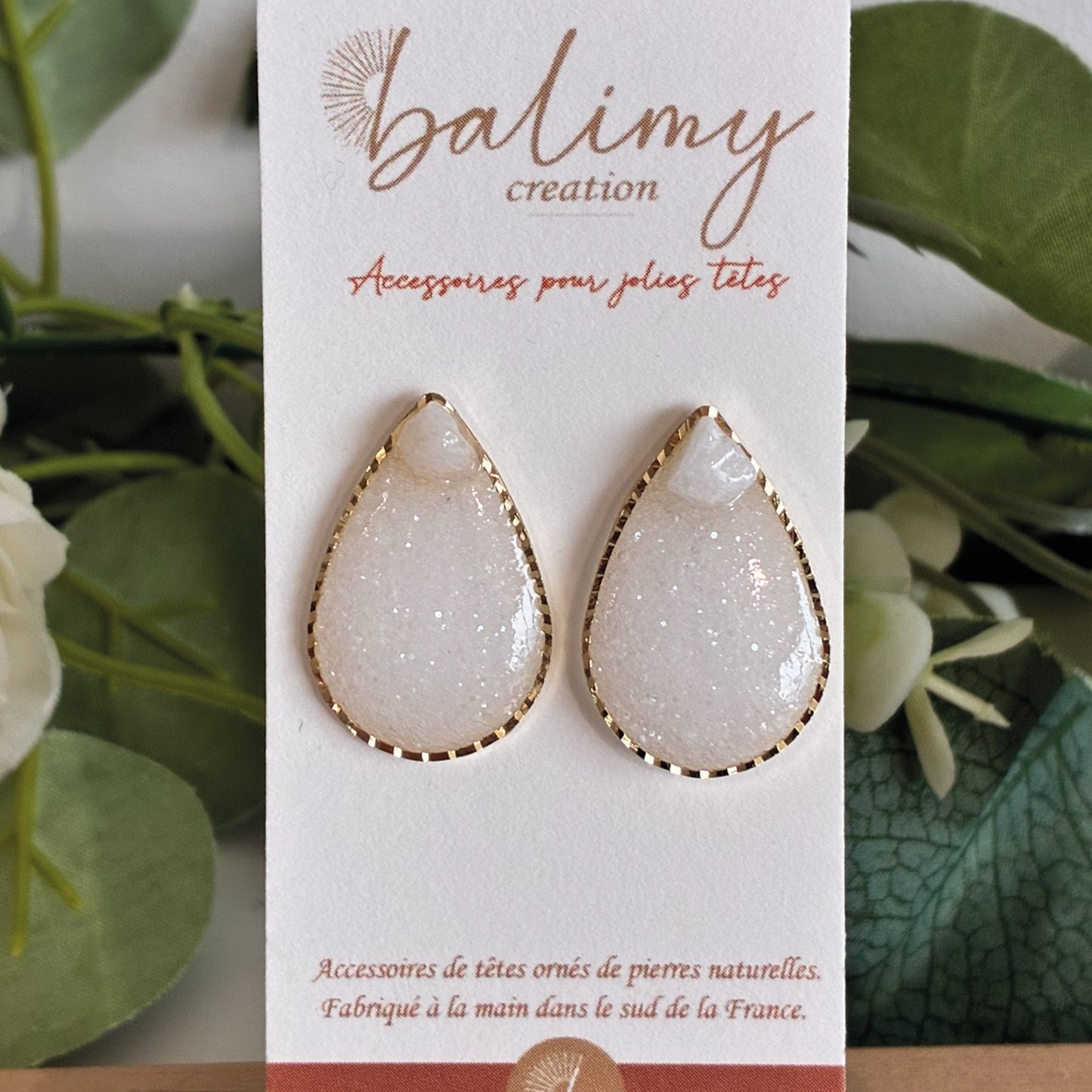 Boucles gouttes or et blanc
