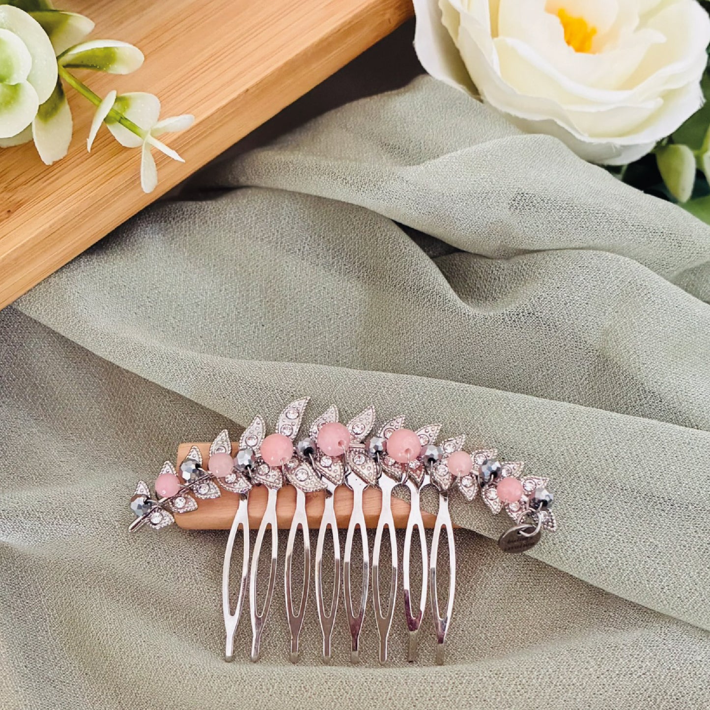 Peigne demi-lune rose