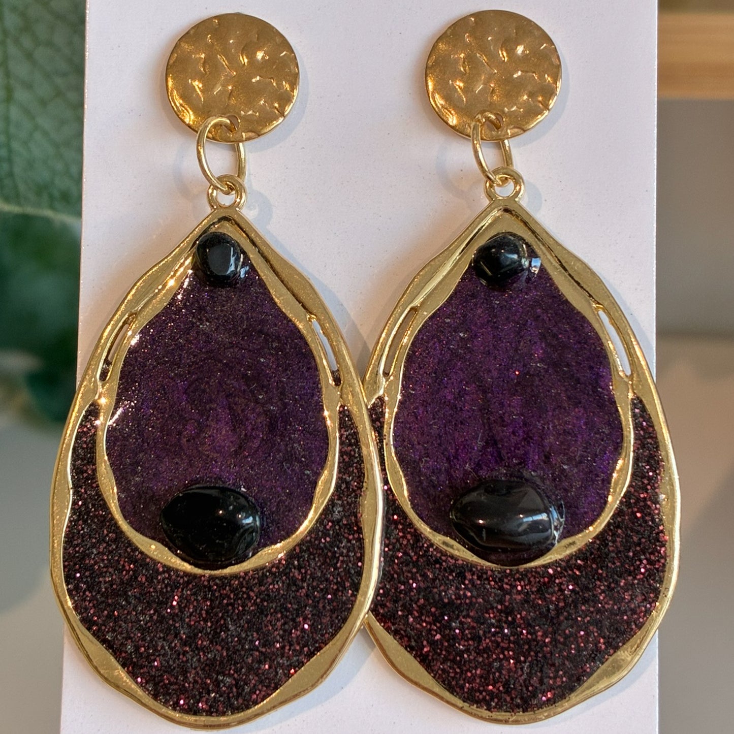 Boucles d'oreilles double dorées prune