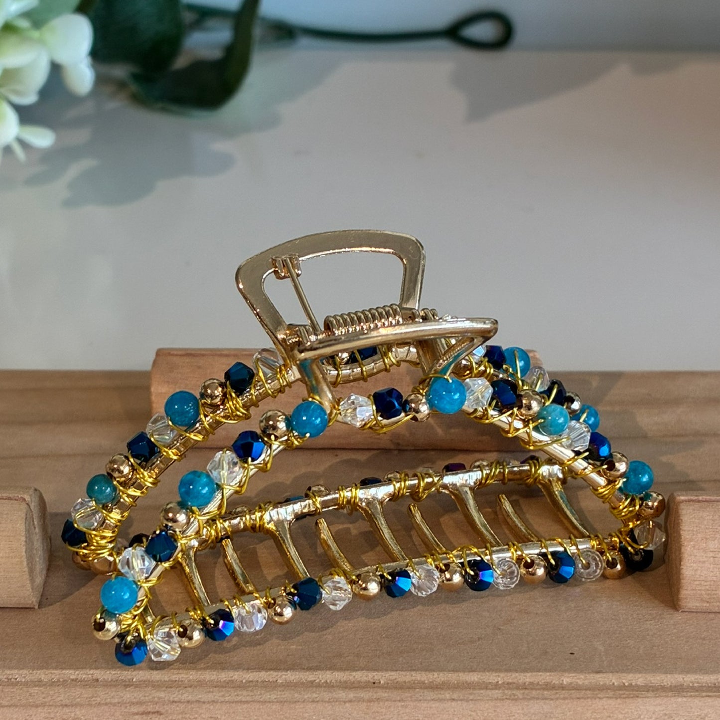 Pince croco grand modèle doré Apatite bleue